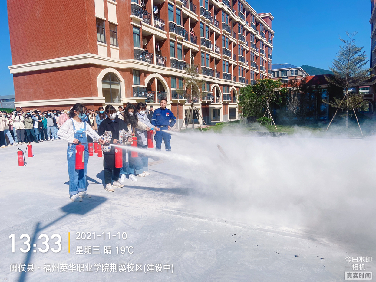 d4a3f5c5ecb2acf3f8e4464e7fa2399.jpg d4a3f5c5ecb2acf3f8e4464e7fa2399.jpg