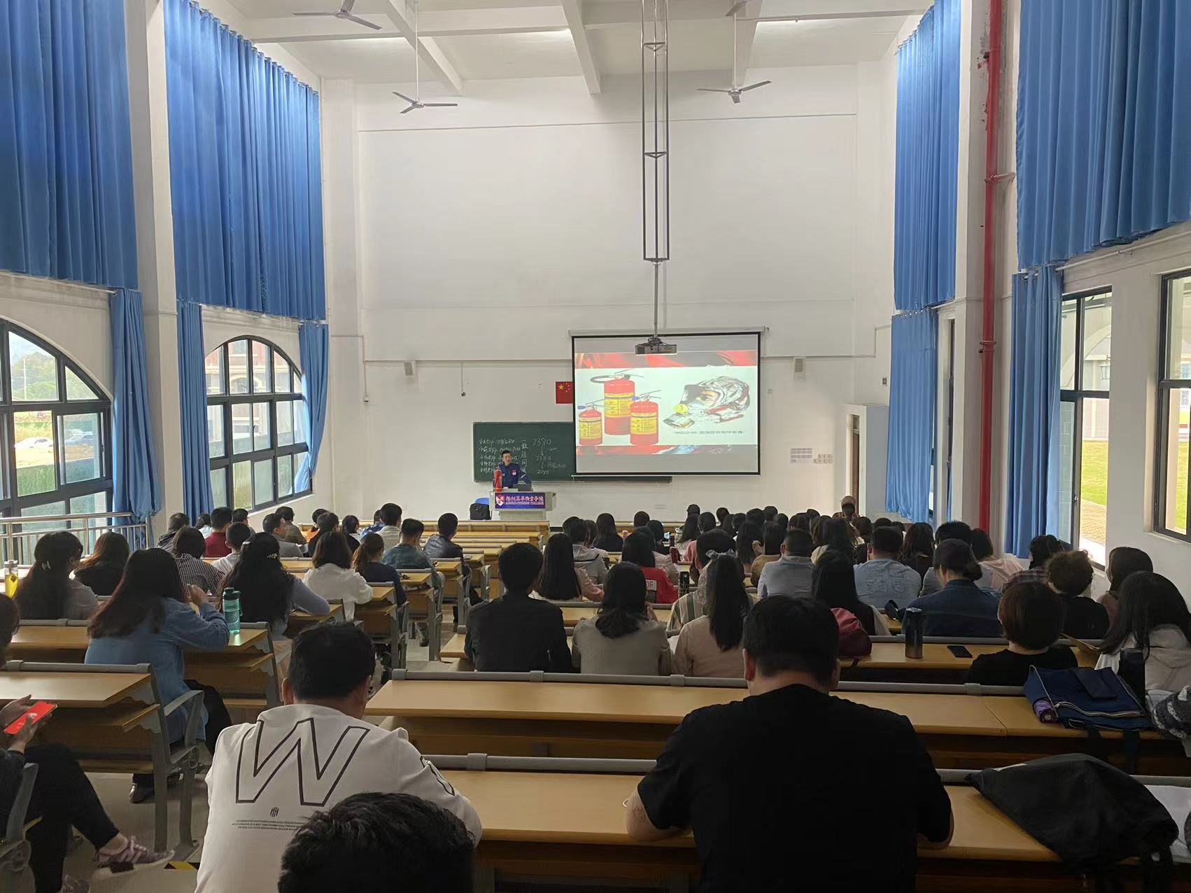 473bf121c36d8be178959e56315ba53.jpg 473bf121c36d8be178959e56315ba53.jpg