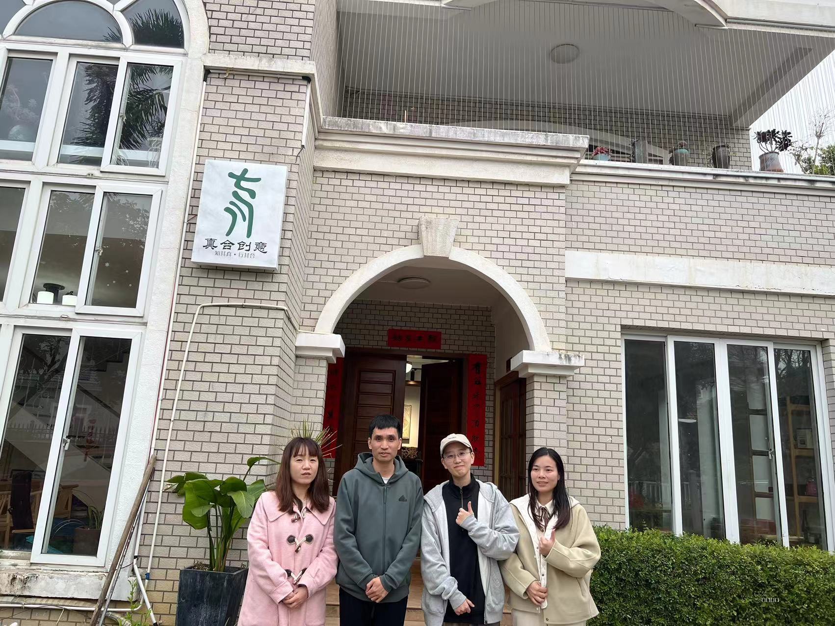 9ce967ff4b47fb907178de2f56bfc63.jpg 9ce967ff4b47fb907178de2f56bfc63.jpg